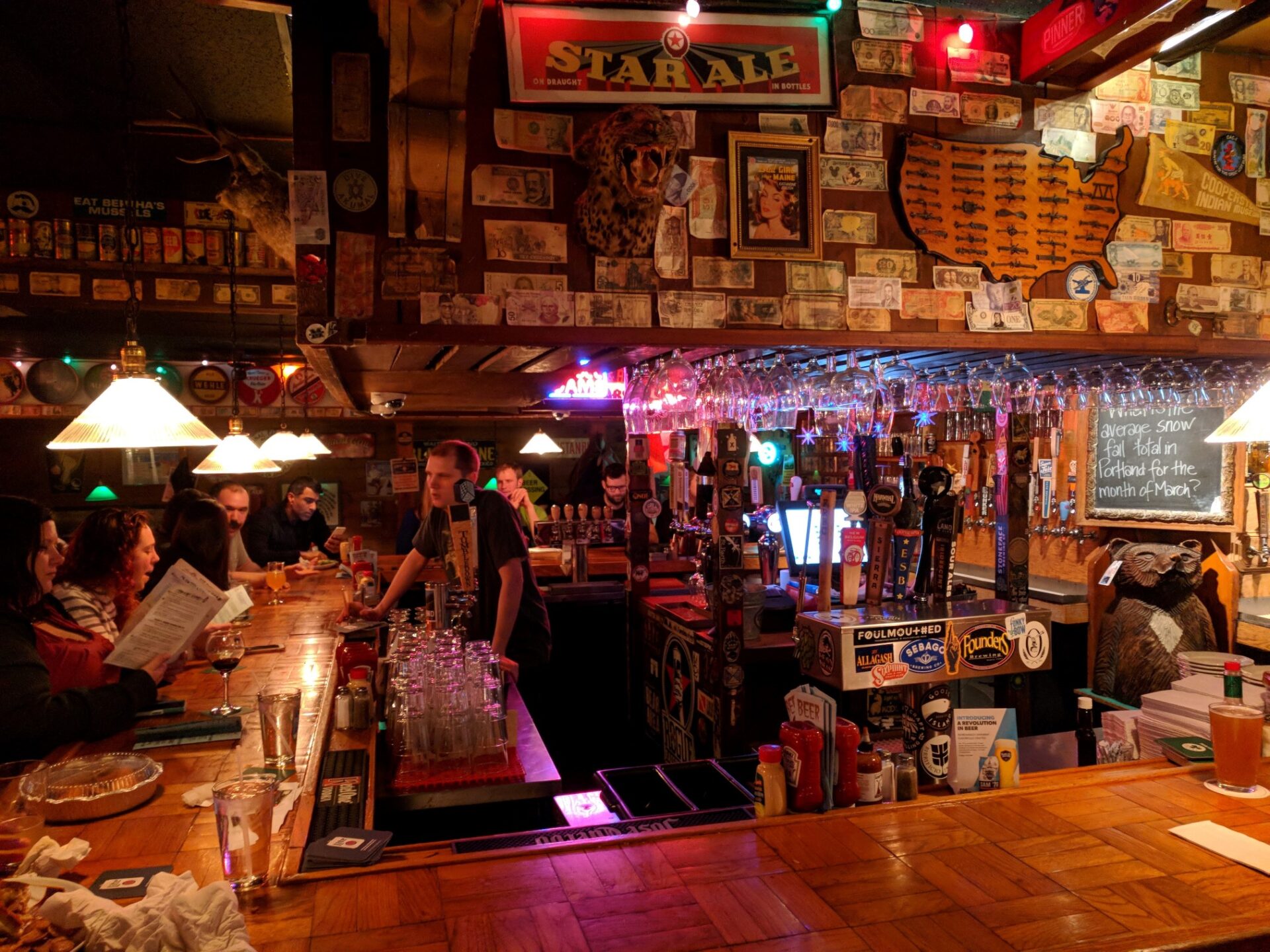 Bar photo 2